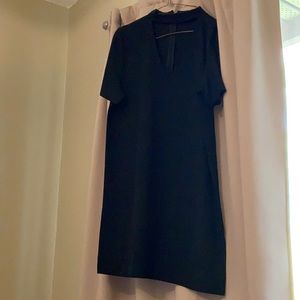 Half sleeve V neck dress